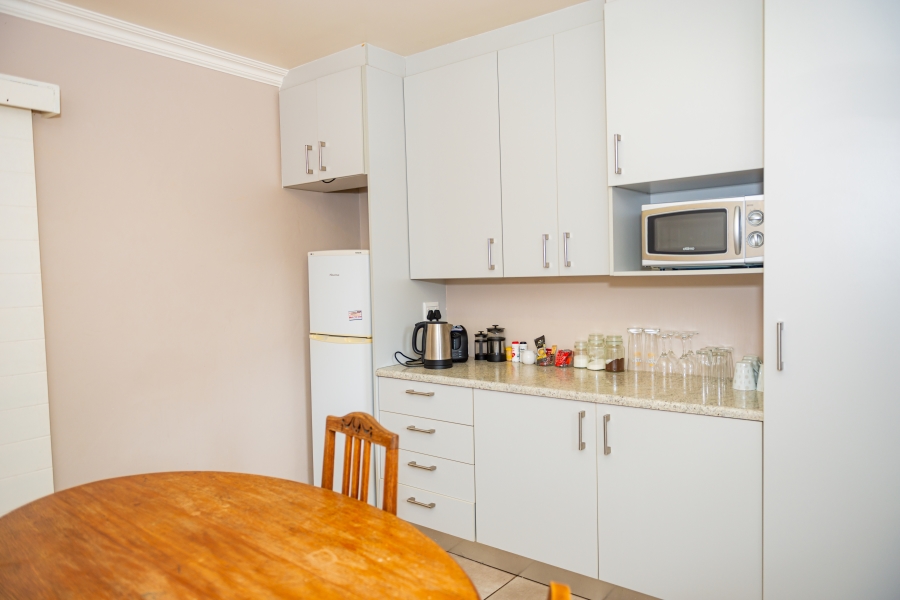 9 Bedroom Property for Sale in Nahoon Beach Eastern Cape